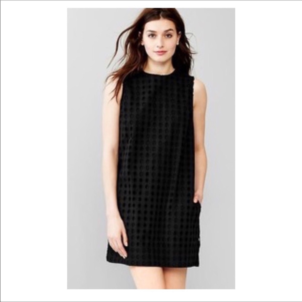 GAP NWT Black eyelet sleeveless sheath dress Med